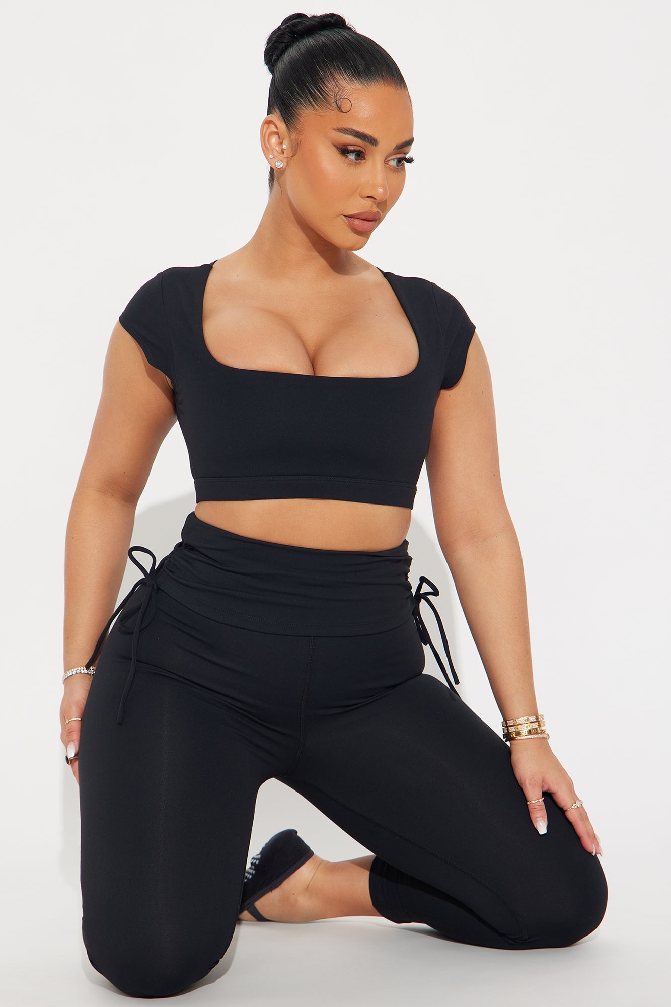 Roll Up Super Soft Active Top - Black