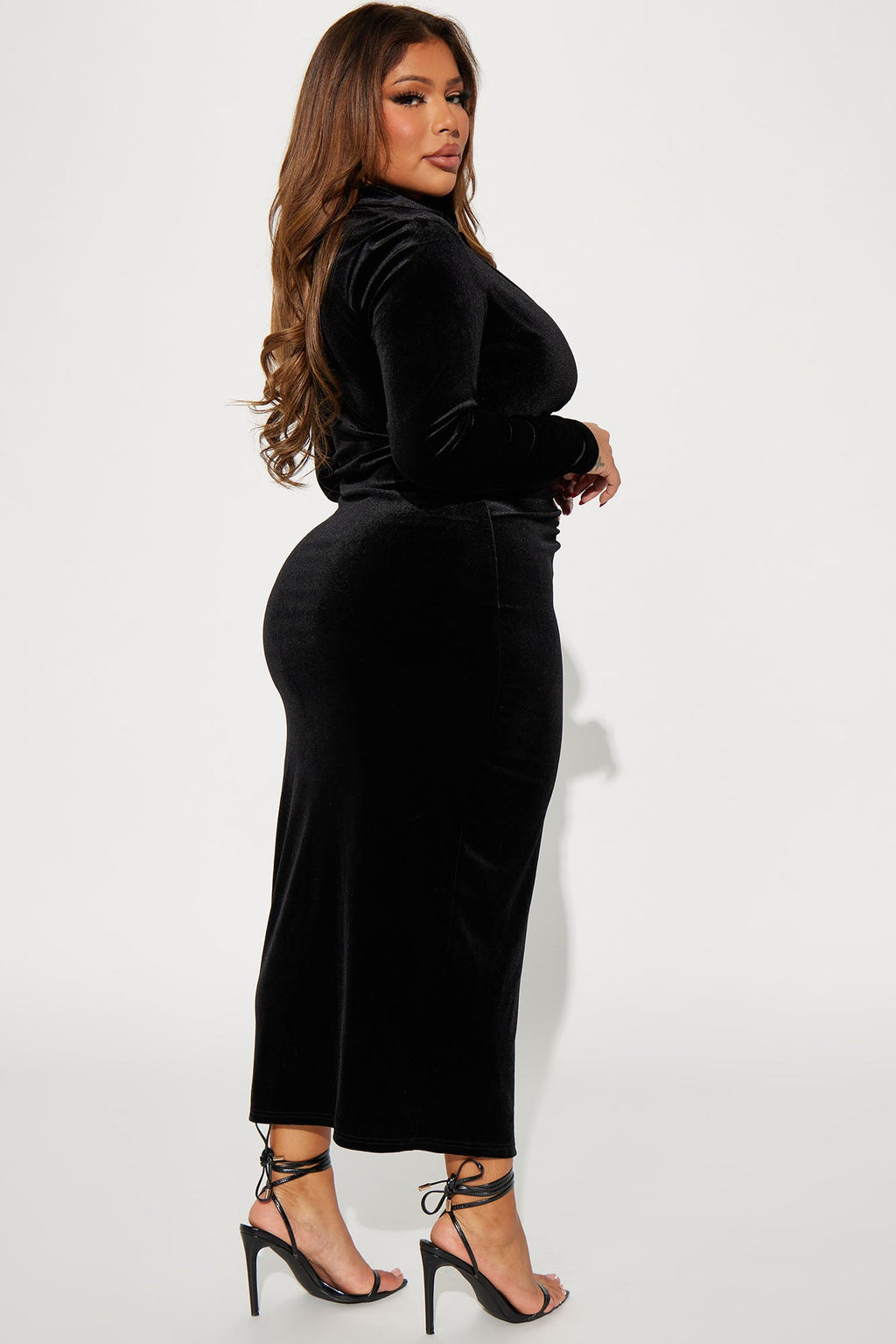 Katie Velvet Midi Dress - Black