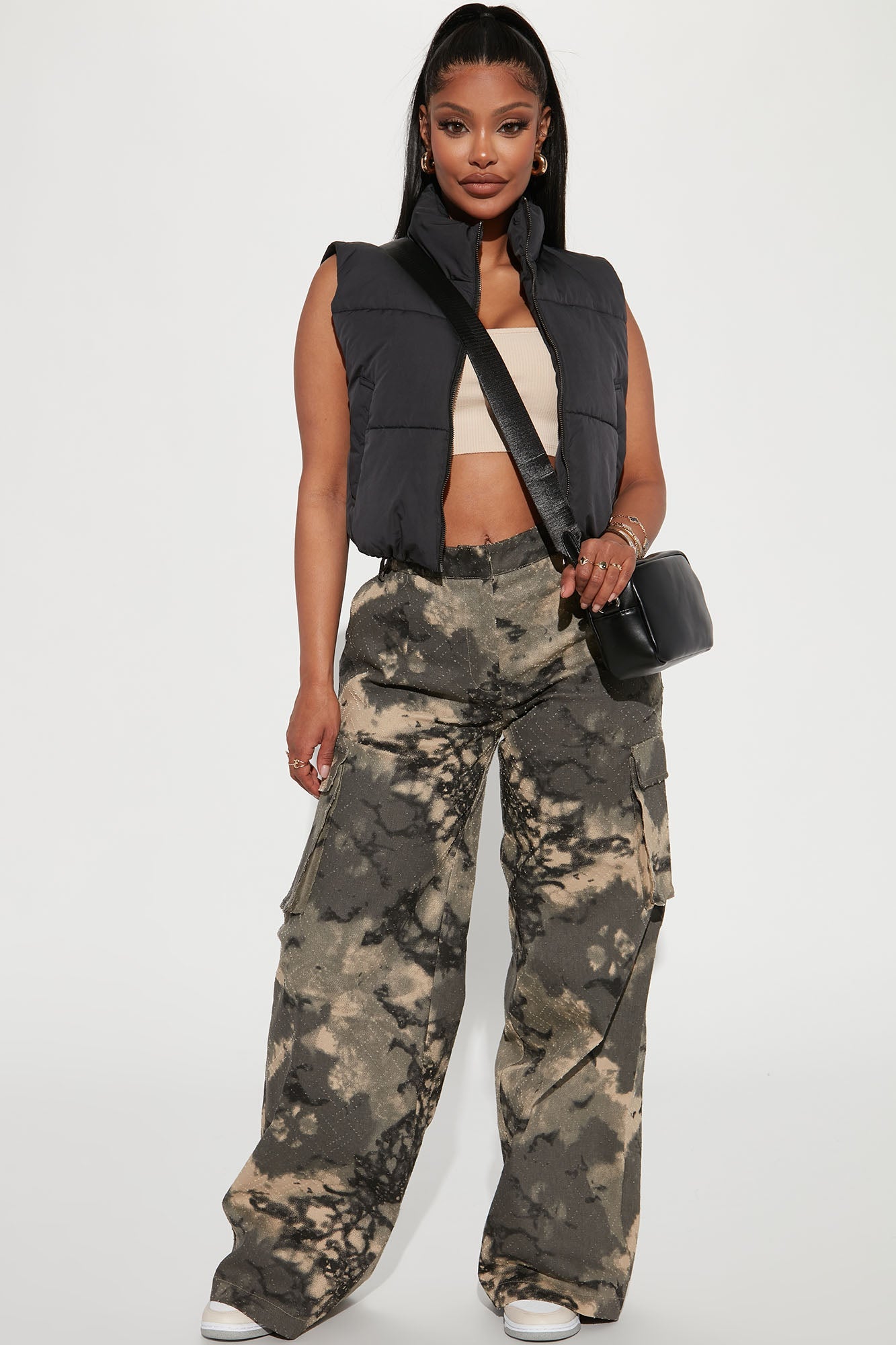 Live More Puffer Vest - Black