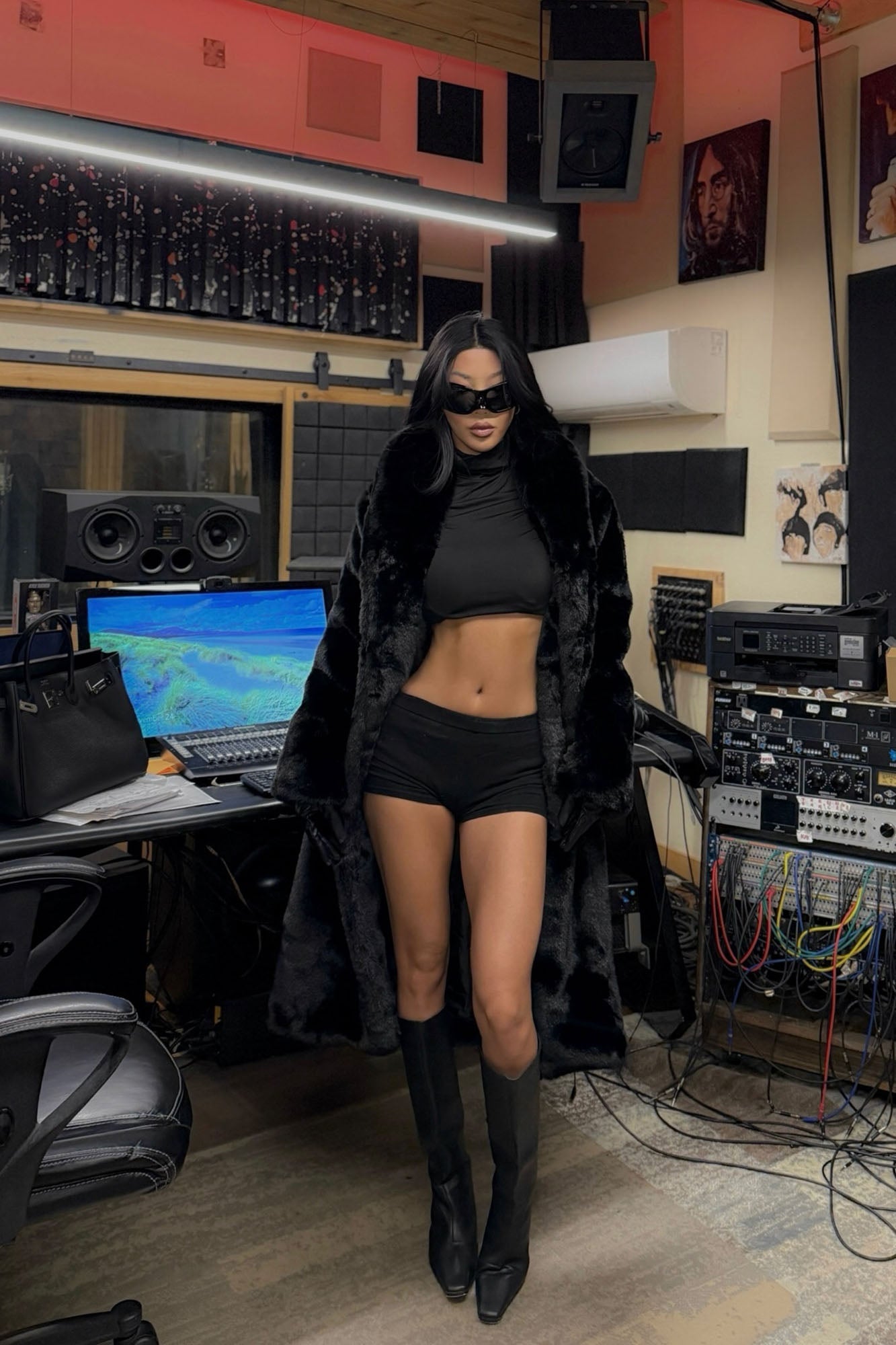 Miley Basic Shorts - Black