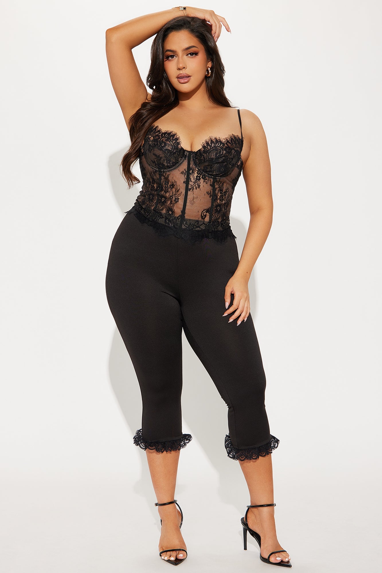 Roma Ruffle Trim Capri Legging - Black