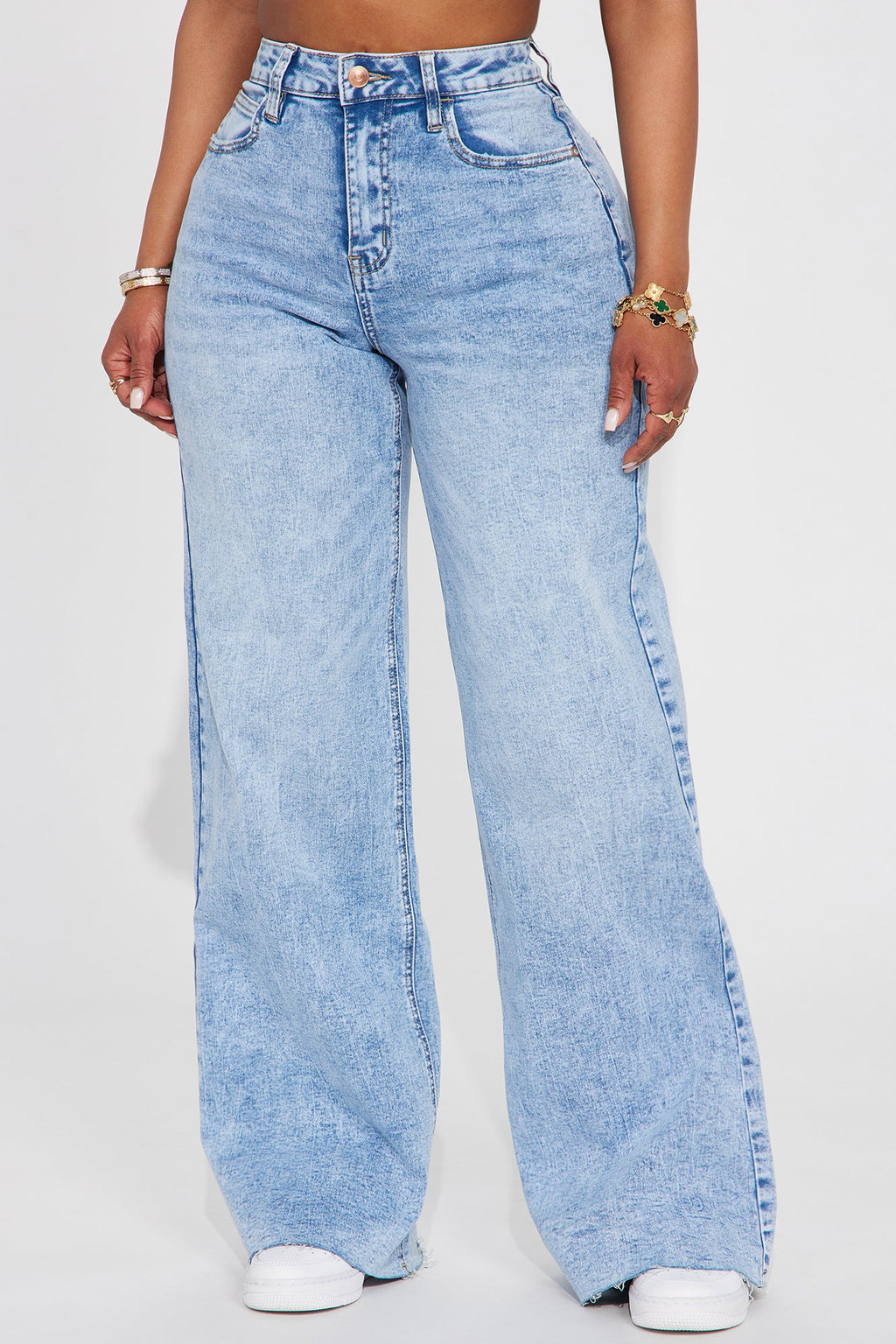So Valid Stretch Wide Leg Jeans - Light Wash
