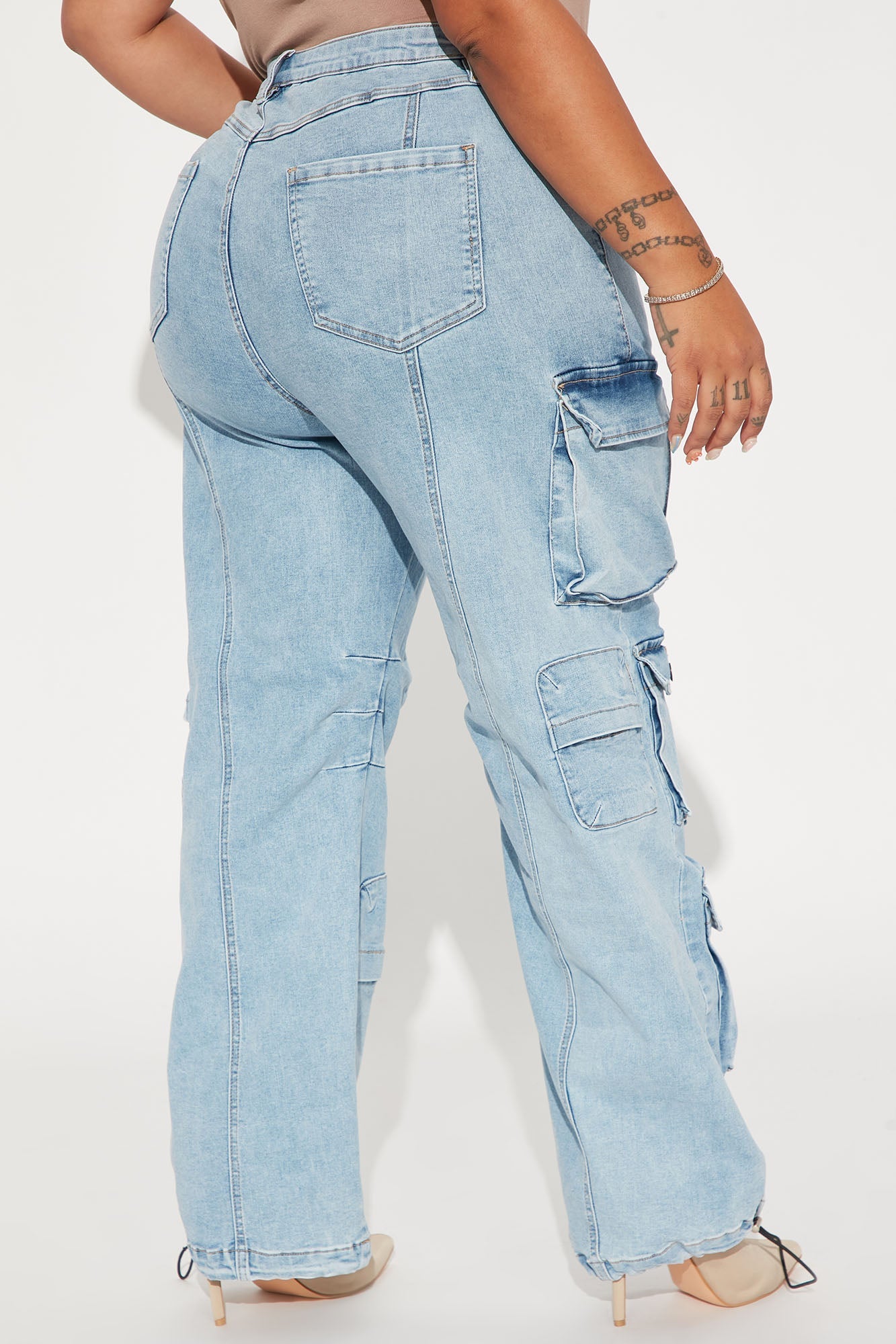 Fairfax High Rise Stretch Cargo Jeans - Light Wash