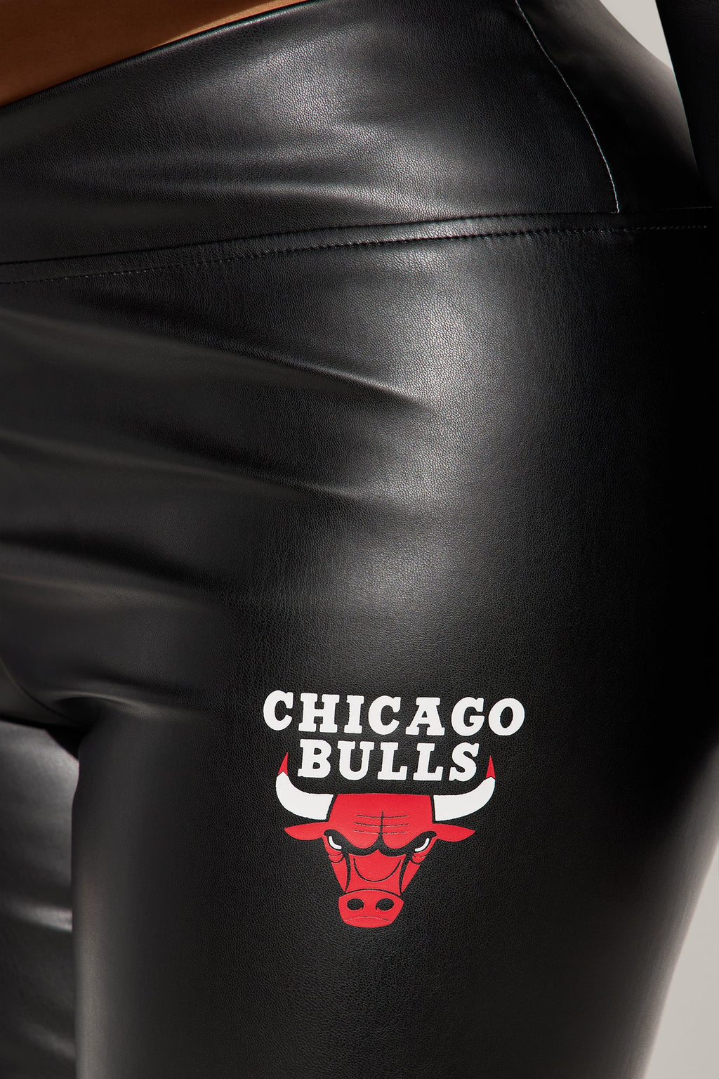 Bulls Defense Legging Pant - Black