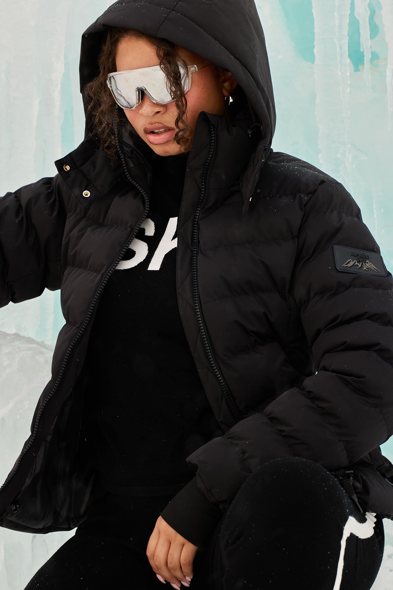 Grab My Skis Puffer Jacket - Black