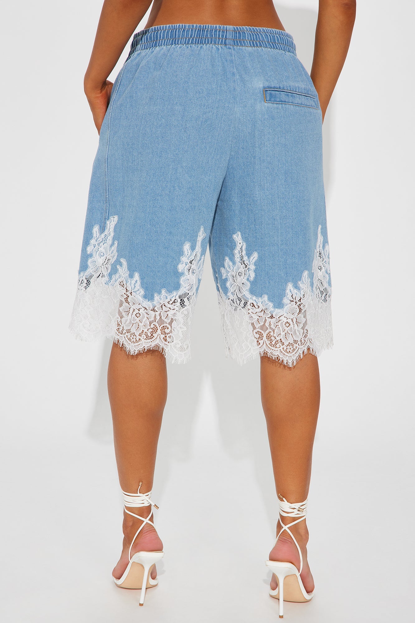 Making Things Happen Lace Trim Denim Jorts - Light Wash