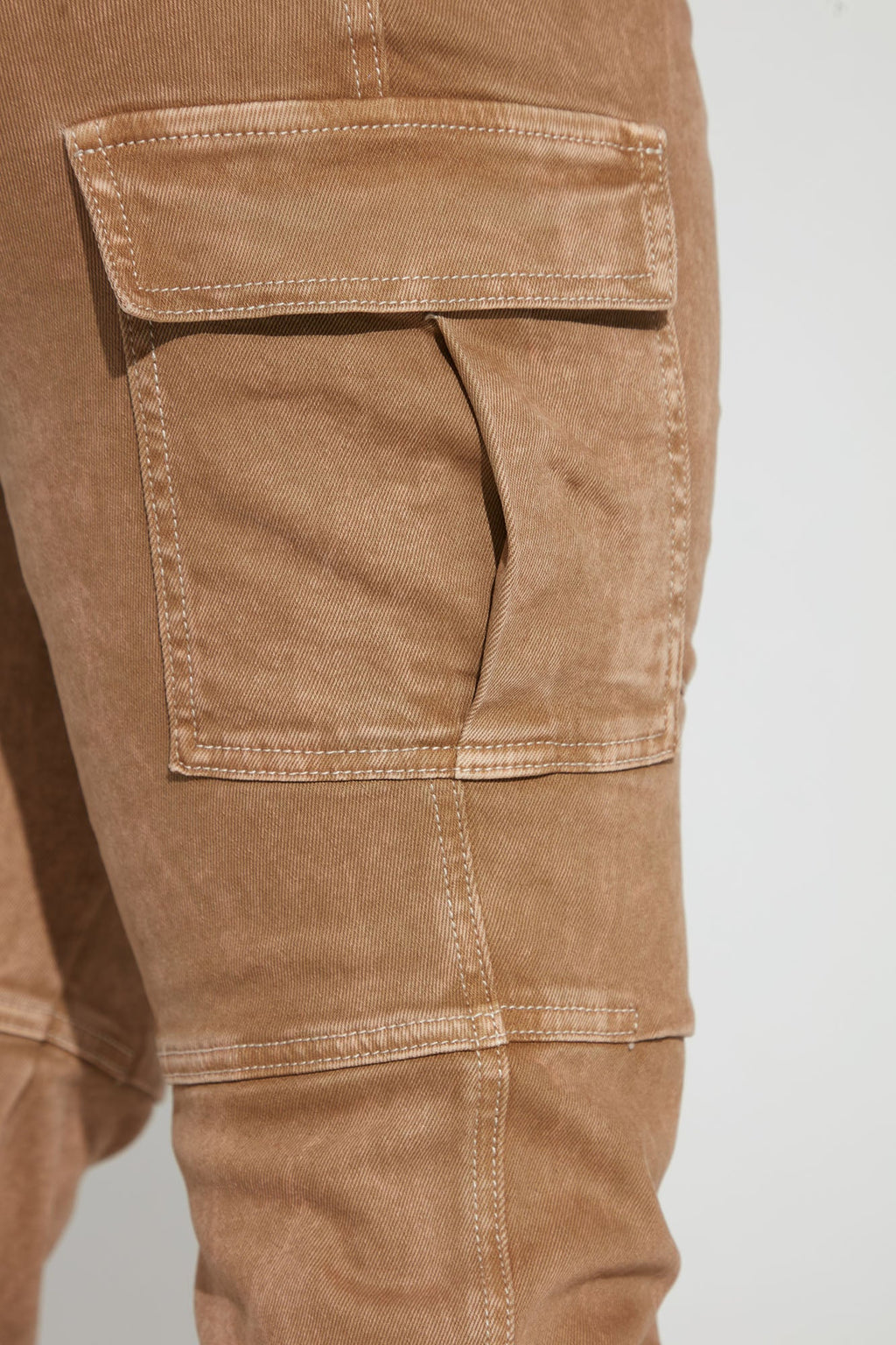 Camden Cargo Utility Jeans - Tan