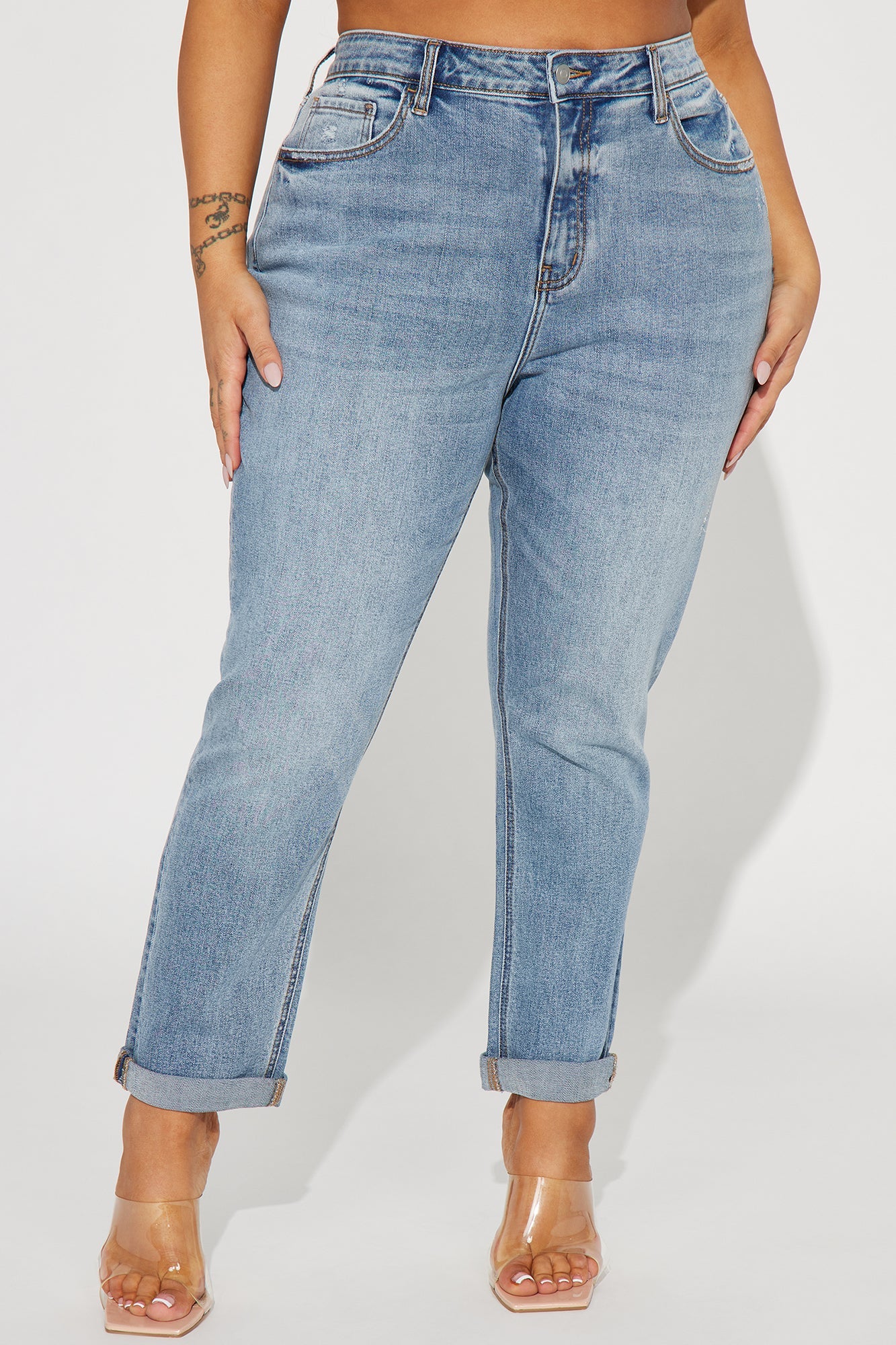 Listen To Me 90's High Rise Mom Jeans - Light Wash