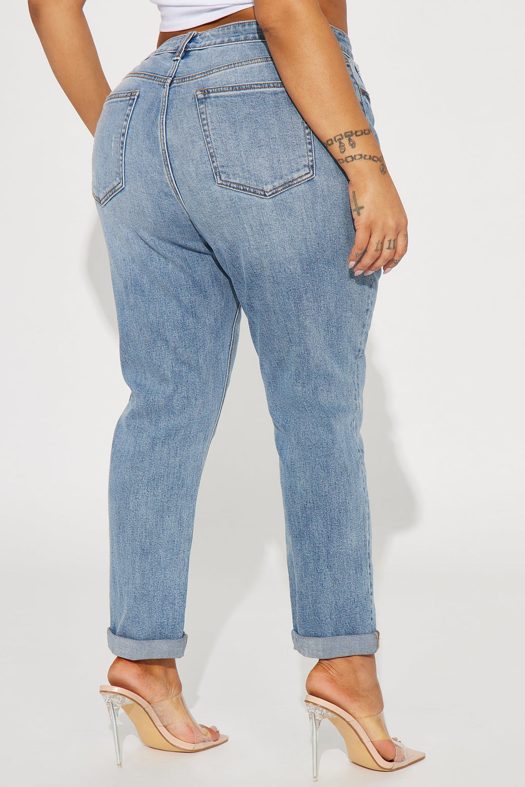 Listen To Me 90's High Rise Mom Jeans - Light Wash