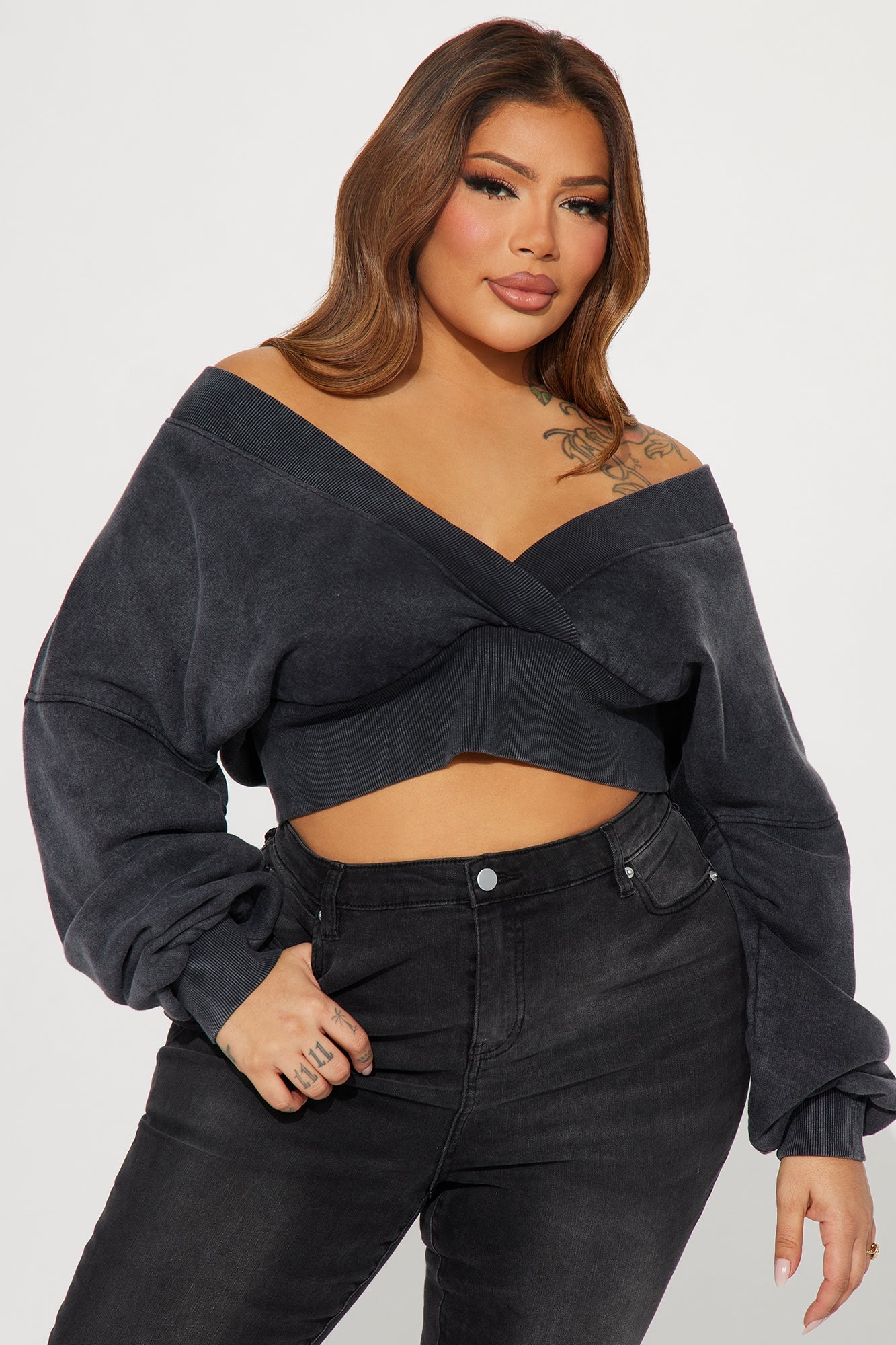 Amara Fleece Off Shoulder Sweatshirt - Black
