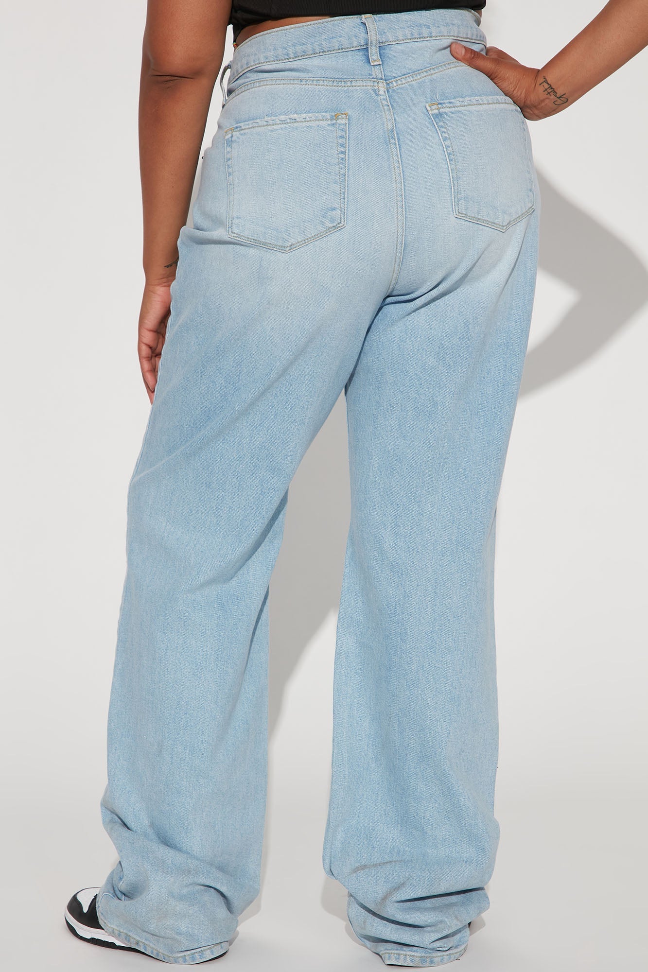 Tall Can't You Relax Straight Leg Jeans - Light Wash