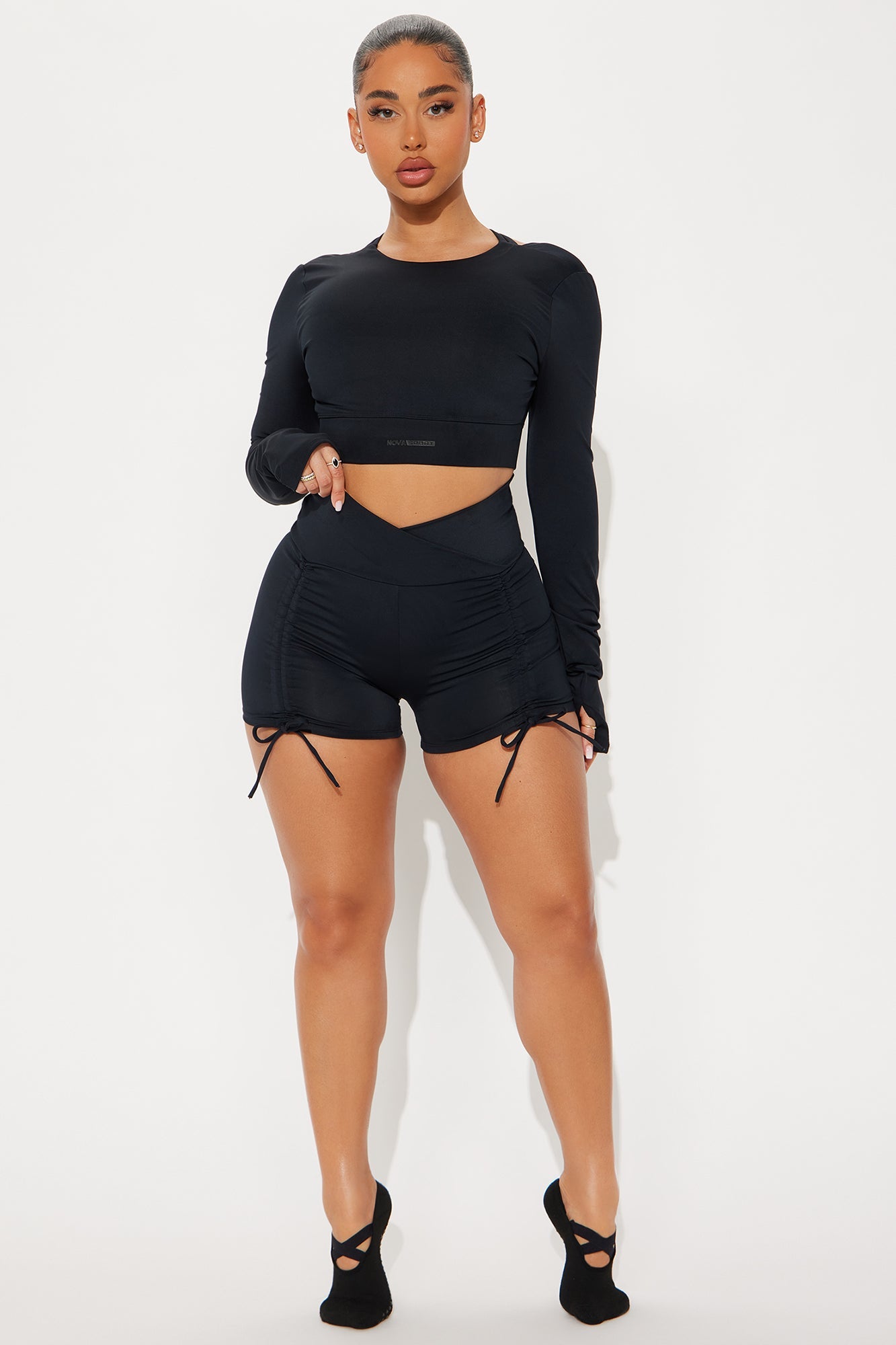 Pointe Play Elevate Active Top - Black