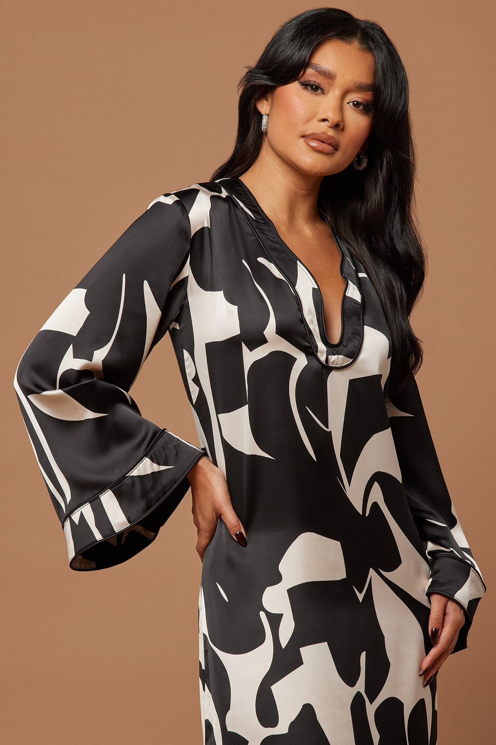 Seoul Satin Kaftan Maxi Dress - Black/combo