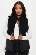 Find Me In The Clouds Sherpa Vest - Black