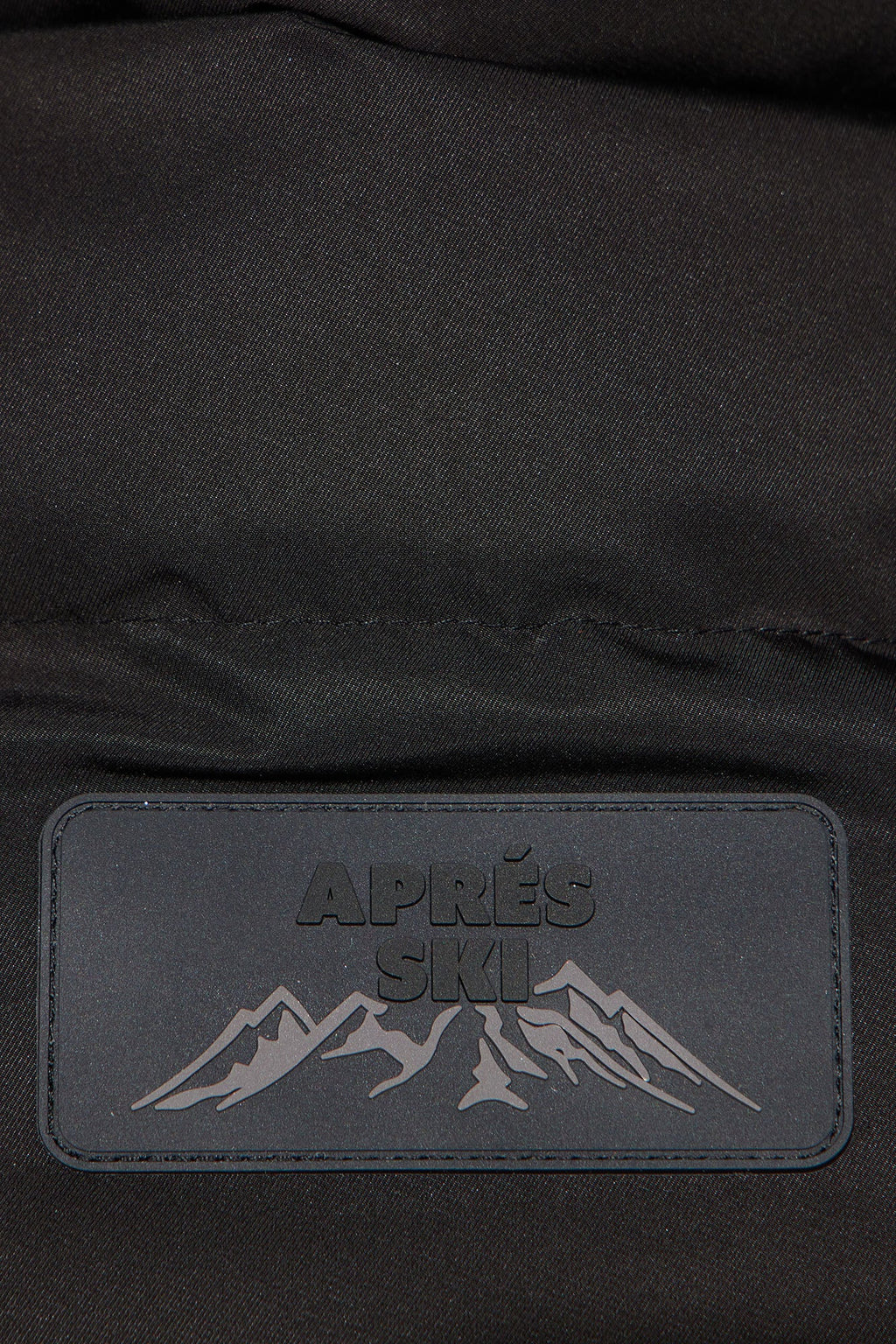 Grab My Skis Puffer Jacket - Black