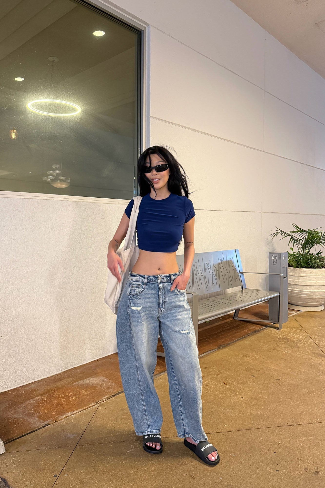 Called Out Low Stretch Barrel Leg Jeans - Medium Wash