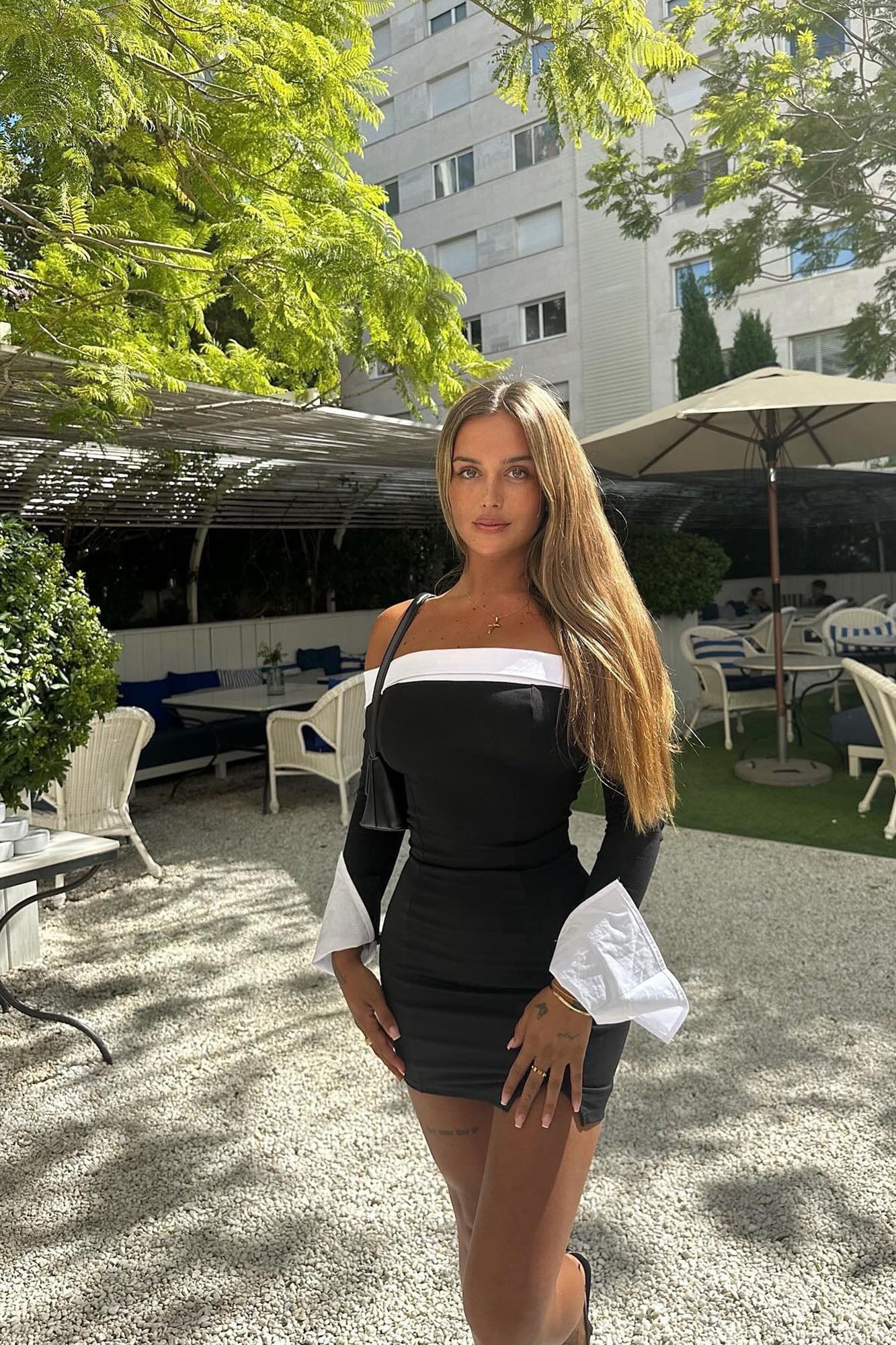 Alice Off Shoulder Mini Dress - Black/White