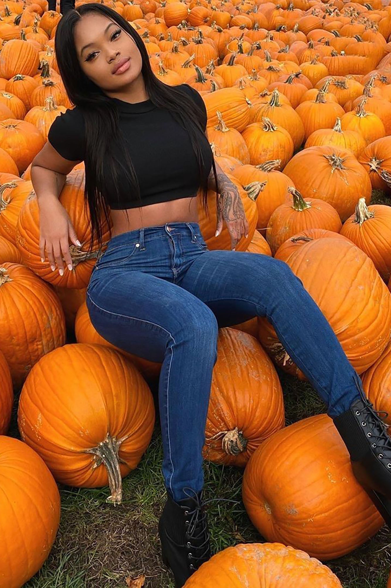 Curve Your Ways Skinny Jeans - Medium Blue Wash