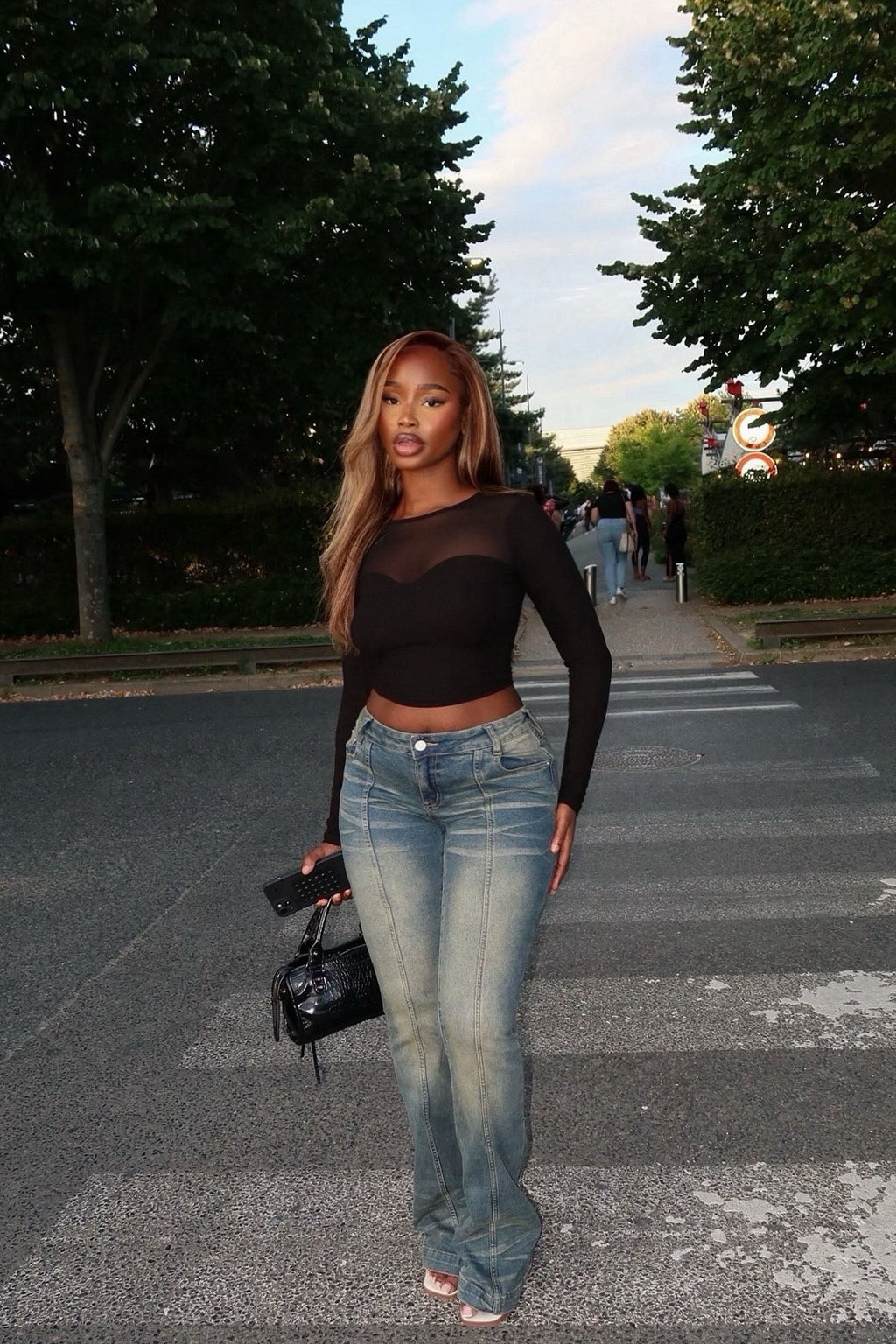 Paris Low Rise Stretch Flare Jeans - Vintage Wash